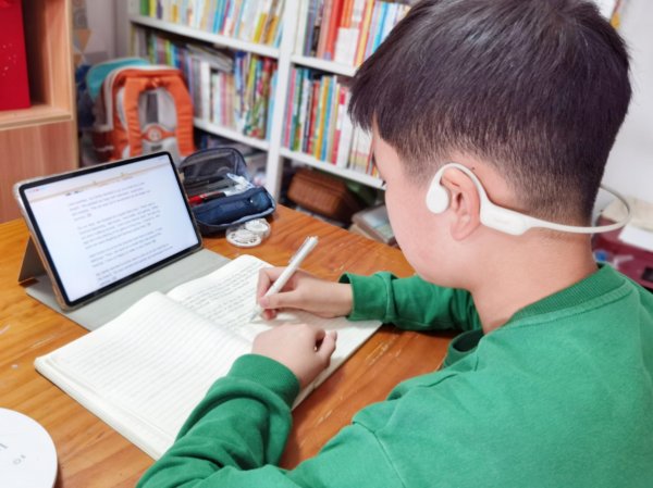 睿新策略 六年级往回看，三四年级真不该让孩子把时间浪费在3个地方