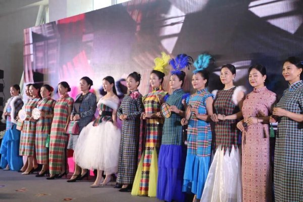 策利配资 2025鄄城首届发制品博览会盛大启幕!