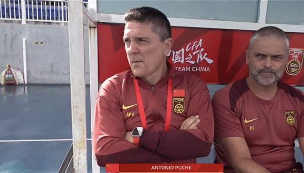 大牛时代配资 0-0，U23国足战平泰国队，王钰栋替补发挥亮眼，上下半场两套阵容